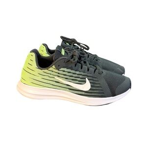 Nike Downshifter 8 Running Shoes Youth Size 5